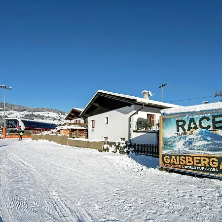Spacious Chalet In Kirchberg With Mountain View Σαλέ Κίρχμπεργκ ιν Τιρόλ